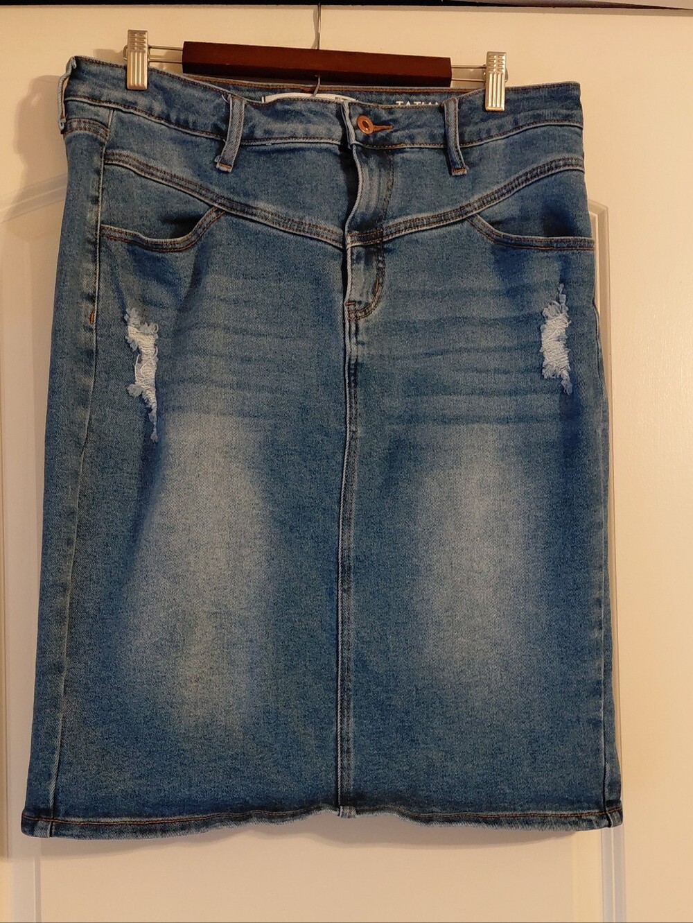 Denim Distressed Skirt Knee Length - Picture 2 of 12